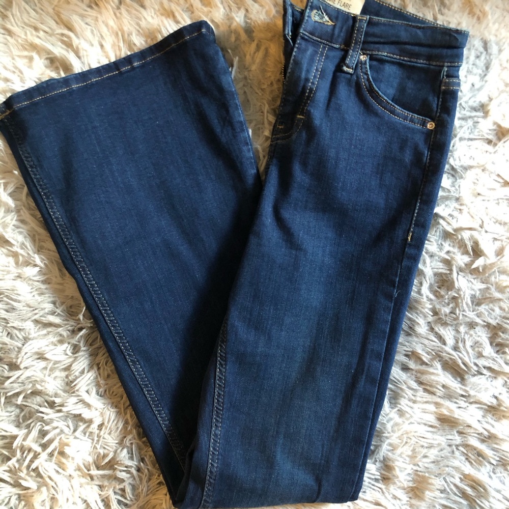 【TOPSHOP】🌸NWOT 🌸Indigo Flared Jamie Jeans